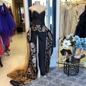 Formal Gown Pageant Dress Synergy Size M